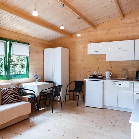 キャンプ場 Zakatek Tomasz Laskowski *